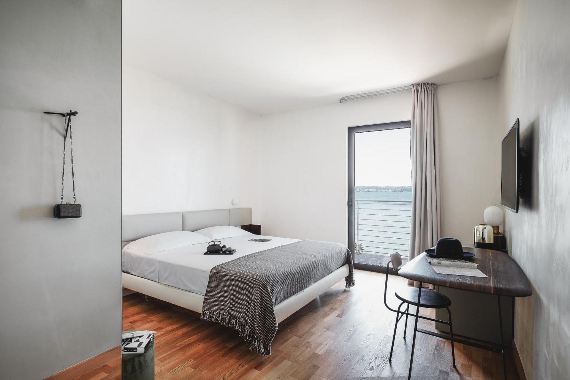 Aqva Boutique Hotel (Adults Only) Sirmione Eksteriør bilde